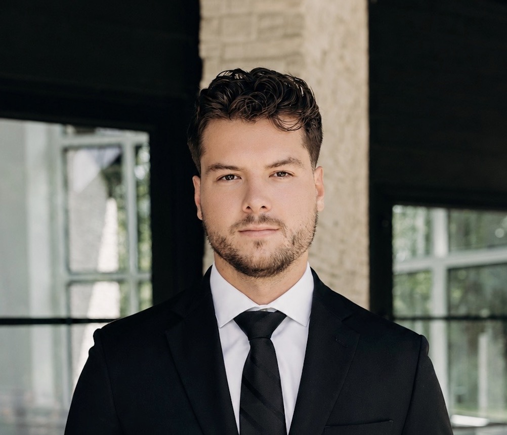 Avenir Gedarevich, Vancouver Property Group