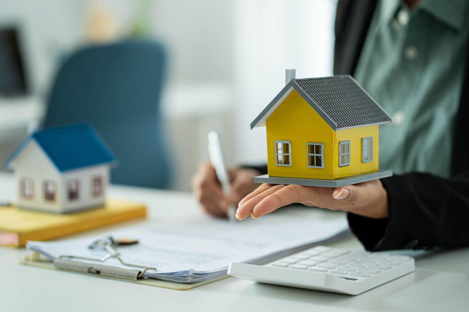 Net Proceeds: How Much You'll Make Selling a House